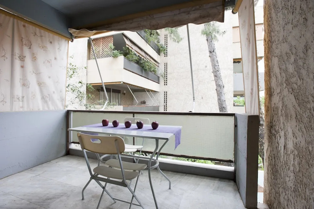 Chalandri, a newly renovated studio
