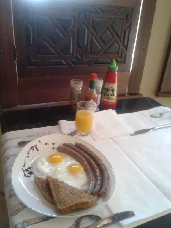 Food & Beverage