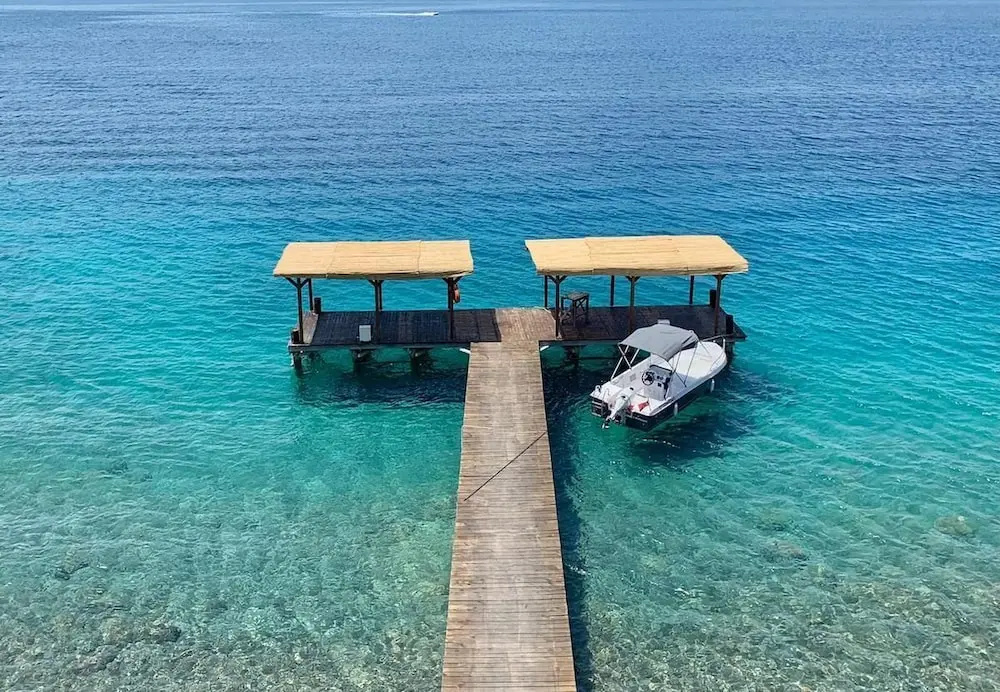 Beach & Waterfront