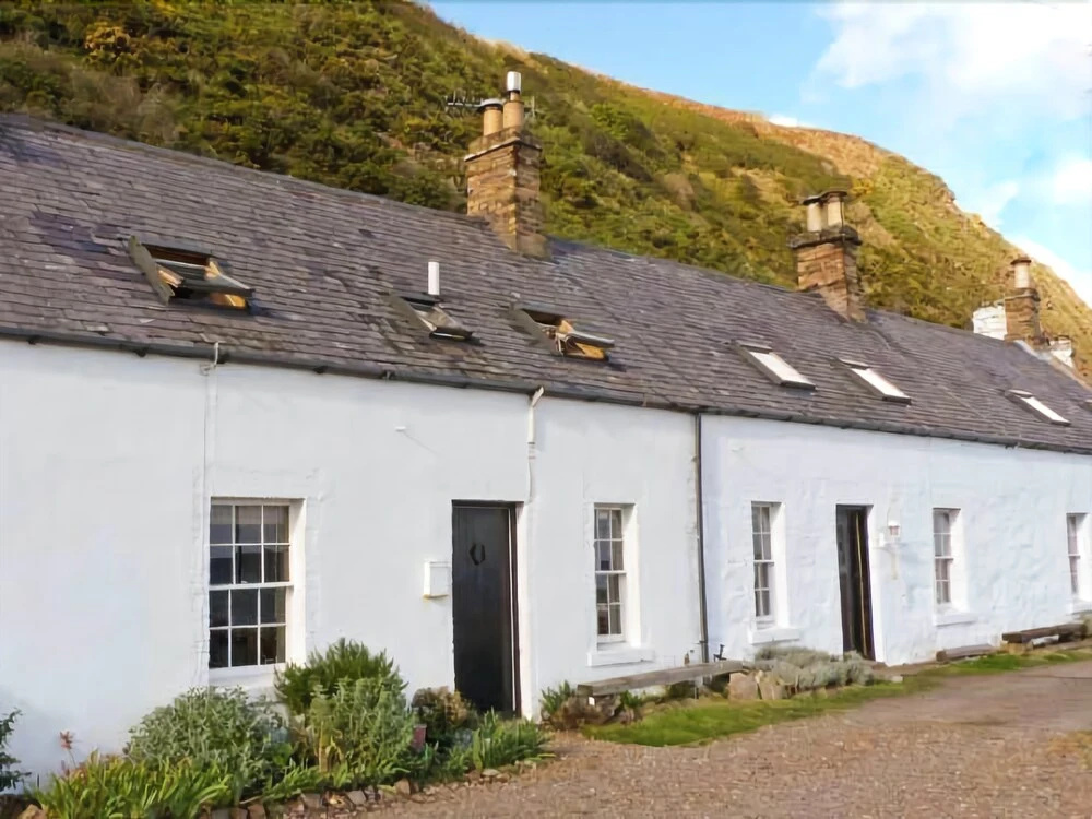 Shoreside Cottage