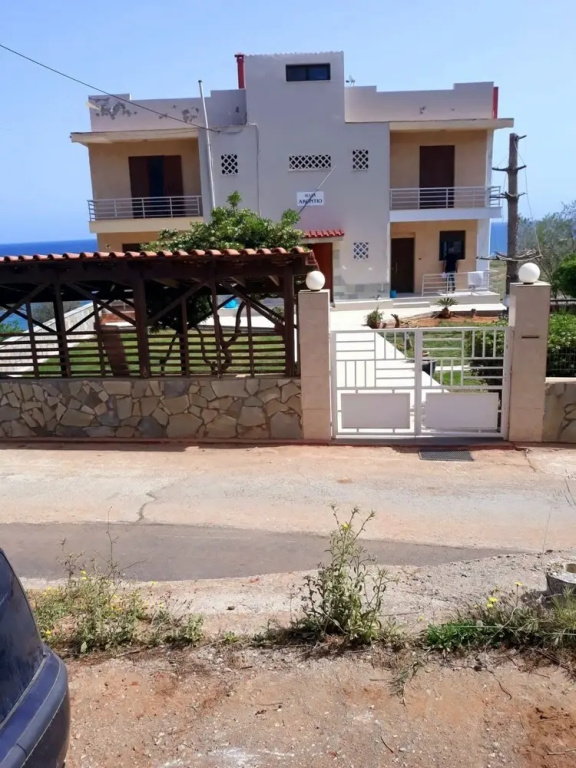 Inviting 2-bed House in Panormos in Rethymno