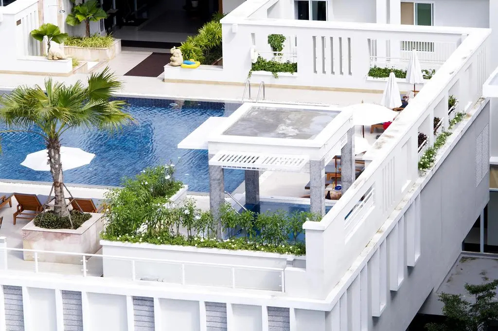 Balcony & Terrace