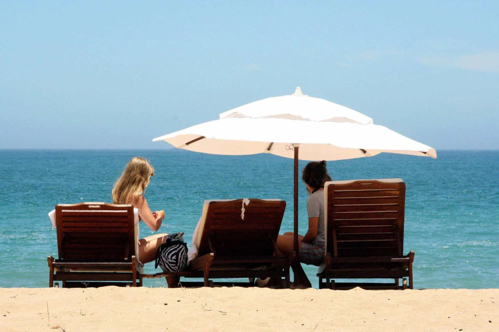 Beach & Waterfront