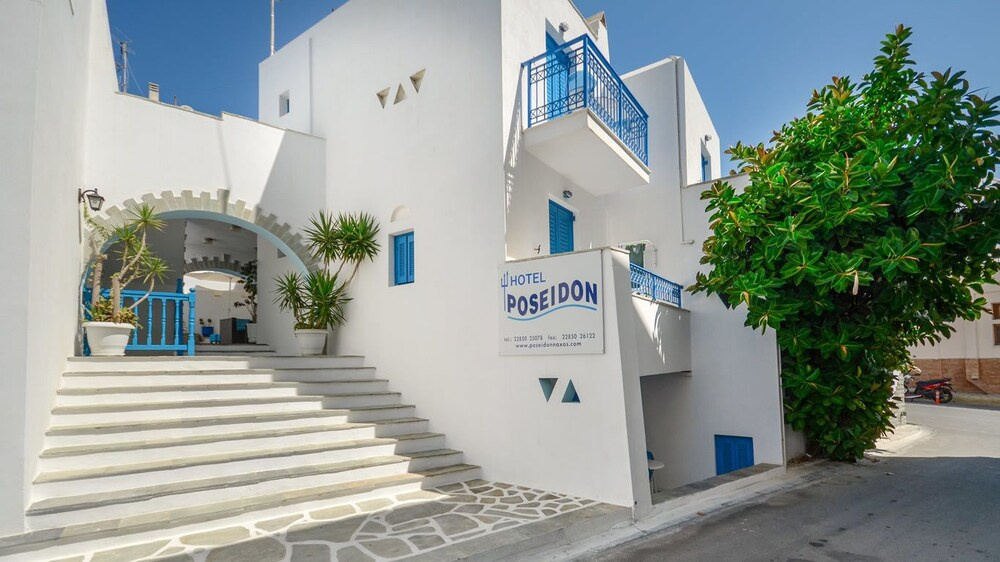 Poseidon Hotel (JNX)