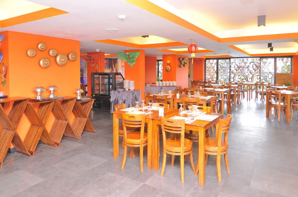 Food & Beverage