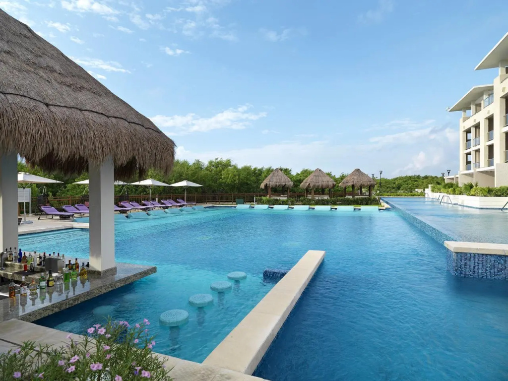 Beach & Waterfront