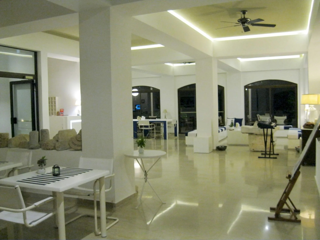 Hotel photo 8