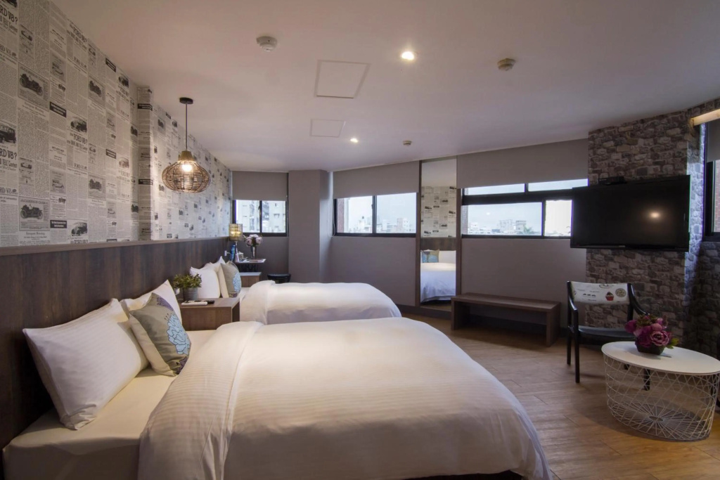 Artch Inn — 2
