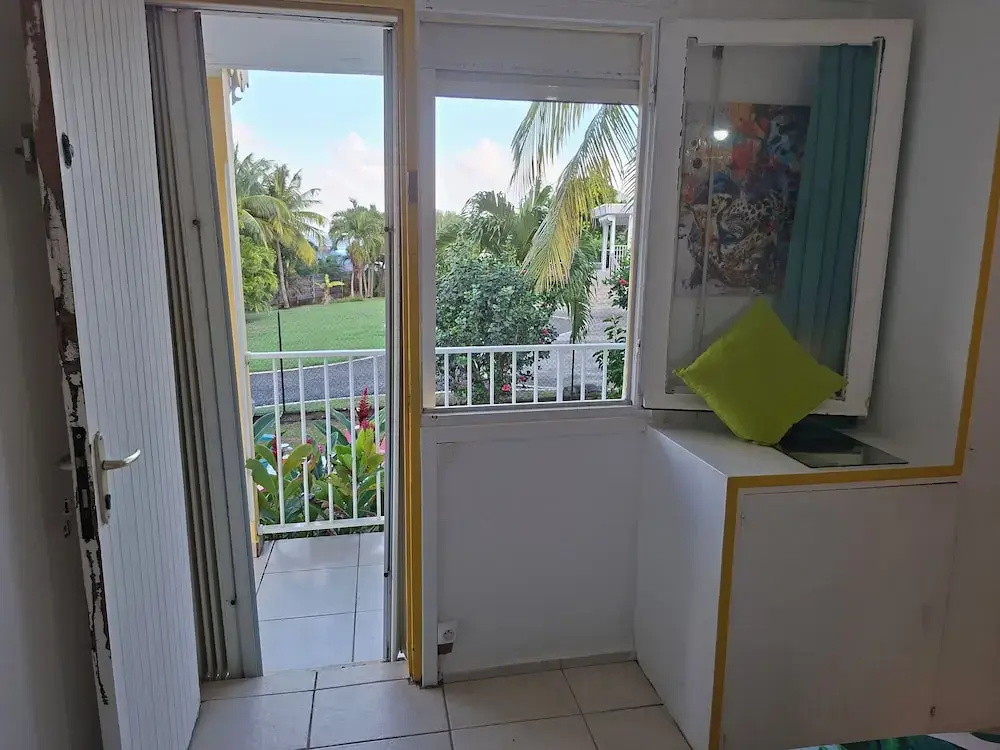 Afficher la photo 6 — Les cocotiers Anse Montal