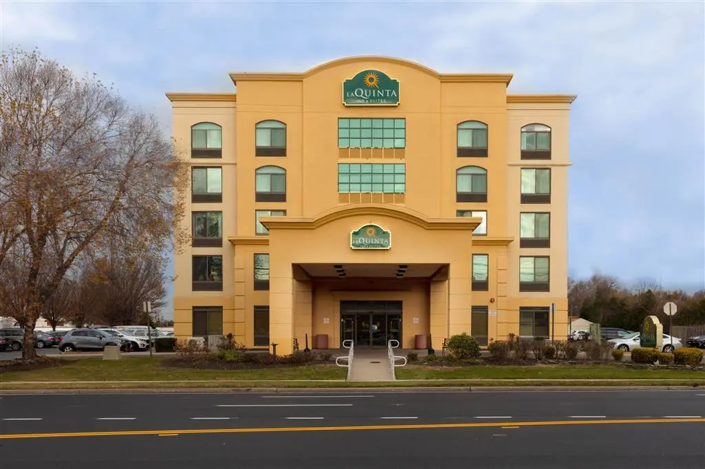 Wingate Inn Garden City