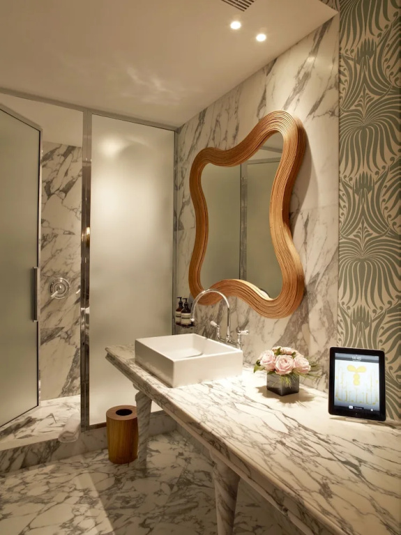 Prestige room