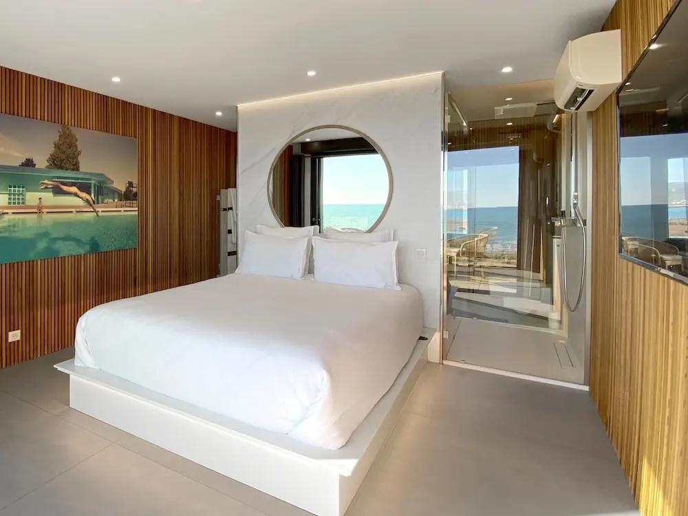 Superior Double room with sea view (full double bed)