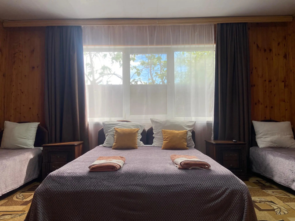 Economy room