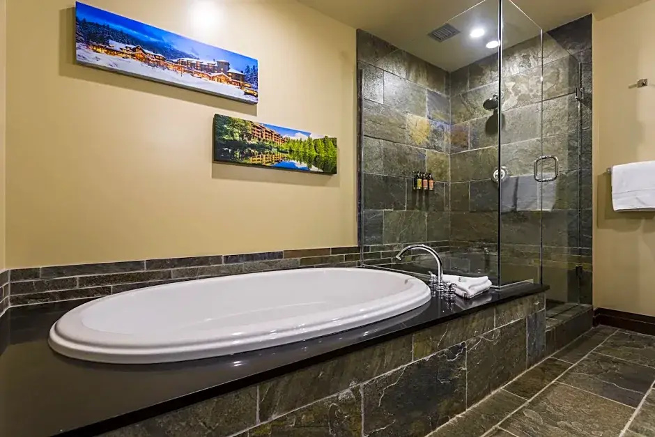 Nita Lake Lodge - Chambres
