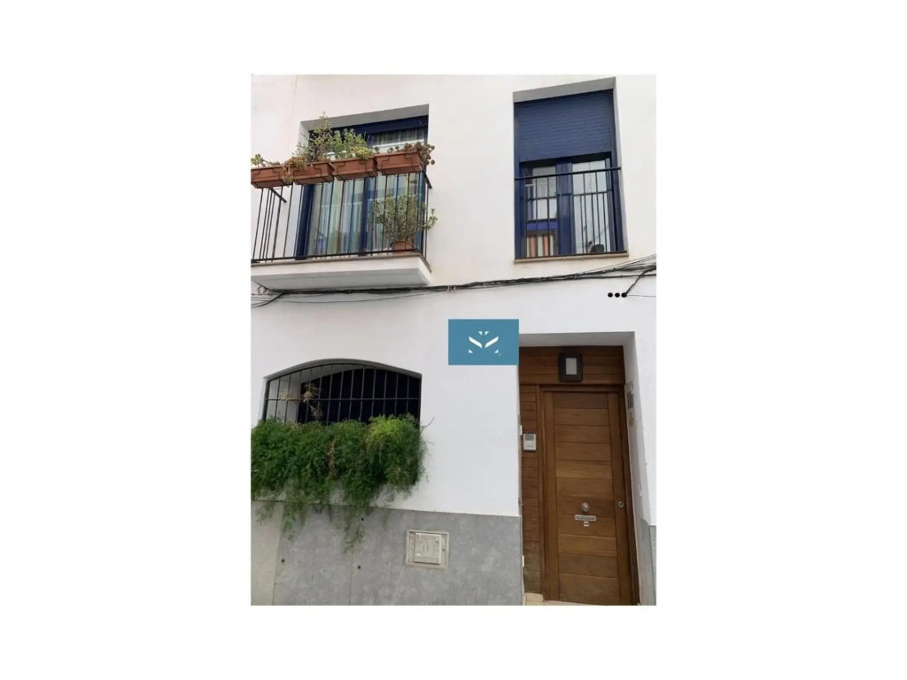 Sitges Spaces Deluxe Beach Apartment- 3 Bedroom, 2 Bathroom, Next to Beach, Sleeps 8