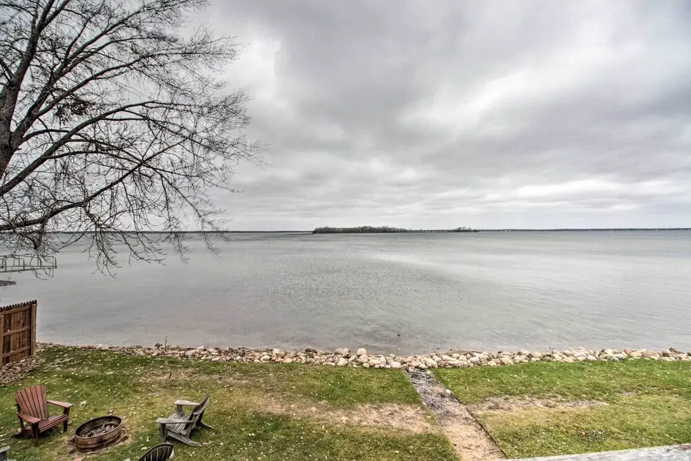 Breezy Point Escape w/ Views, Dock & Fire Pit! — фото 5