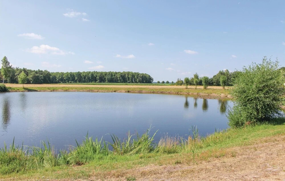Amazing Home in Rheezerveen With 2 Bedrooms and Wifi