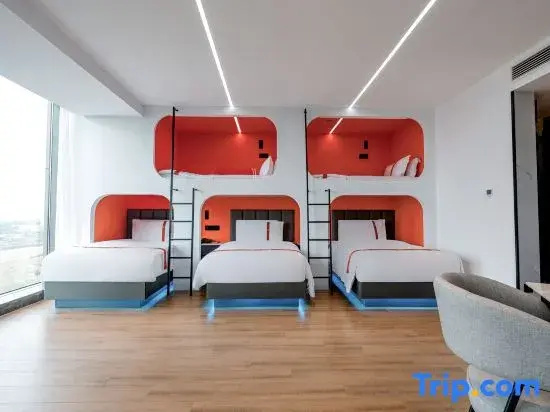 Standard Quintuple room