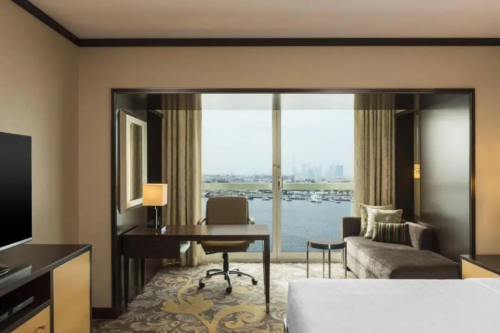 Sheraton Dubai Creek Hotel & Towers - Chambres