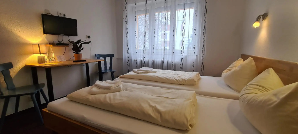 Standard Double room (full double bed)