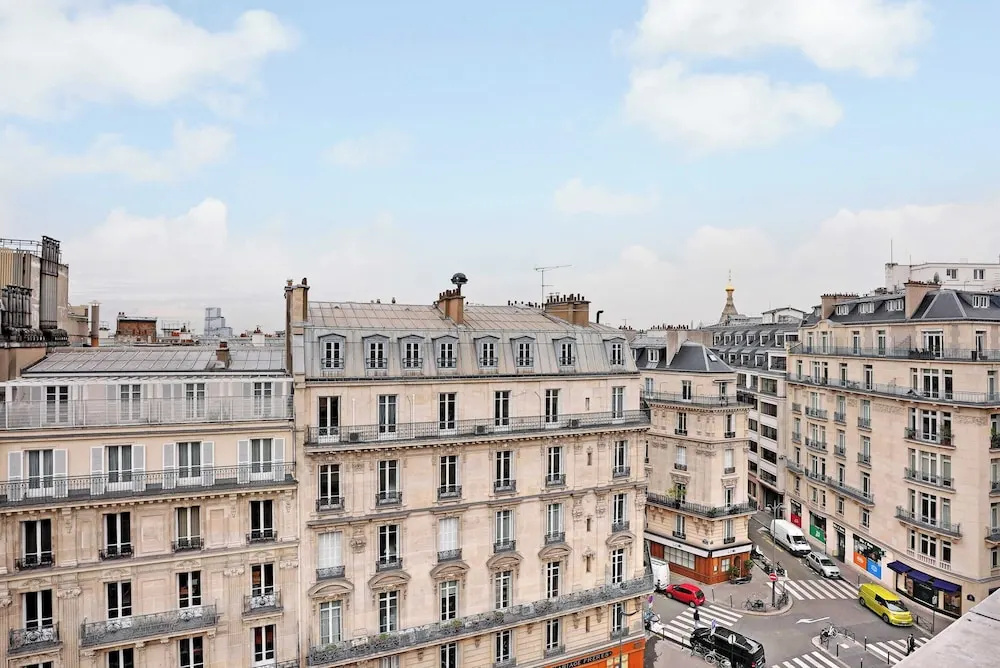 Voir la photo 1 — Designer Loft - 2bd/6p- Arc de Trimphe