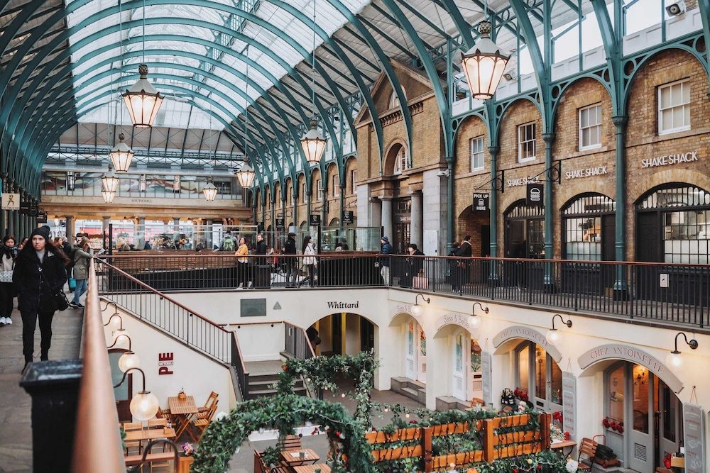 The Acre Abode - Covent Garden - by Frankie
