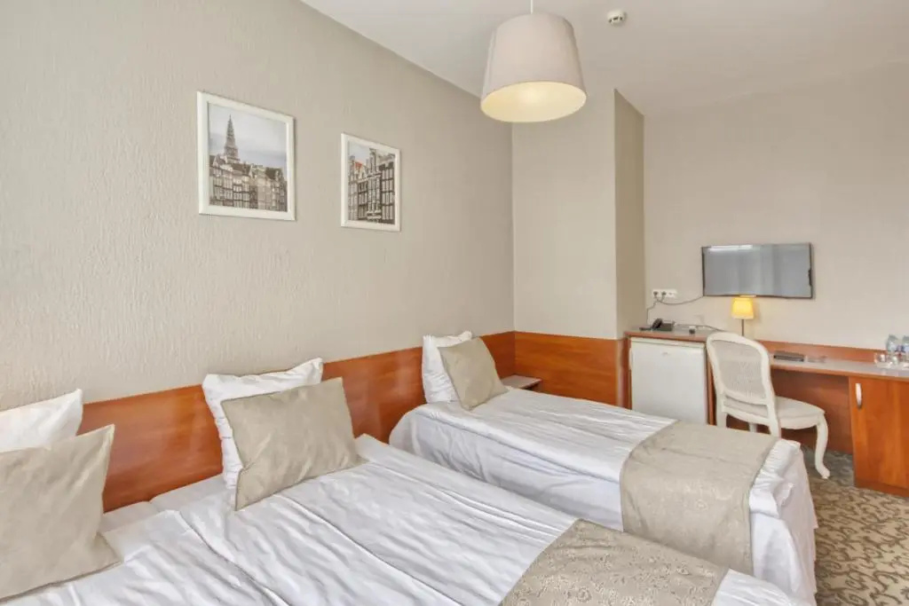 Inza Hotel - Chambres