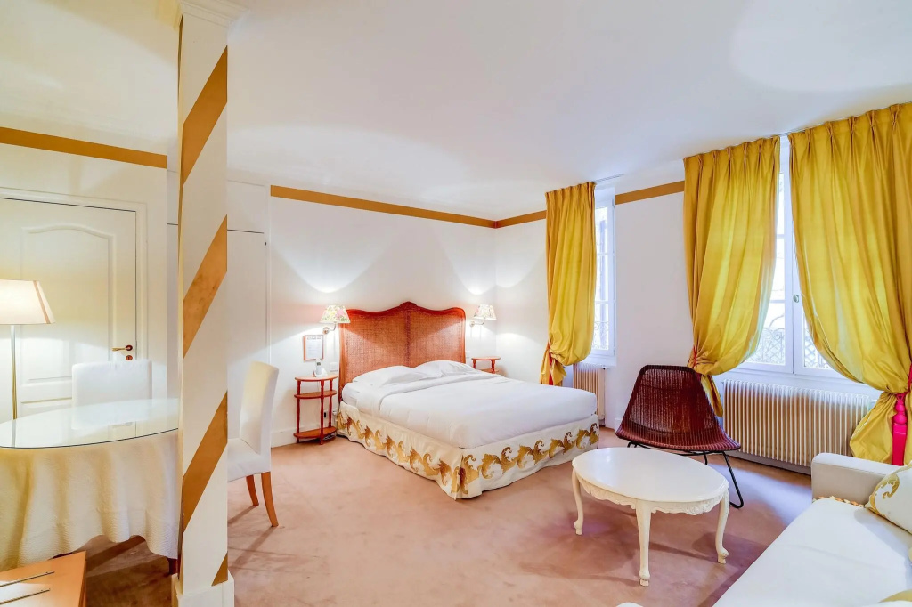 Отель Hotel Villa Escudier в Булонь-Бийанкуре