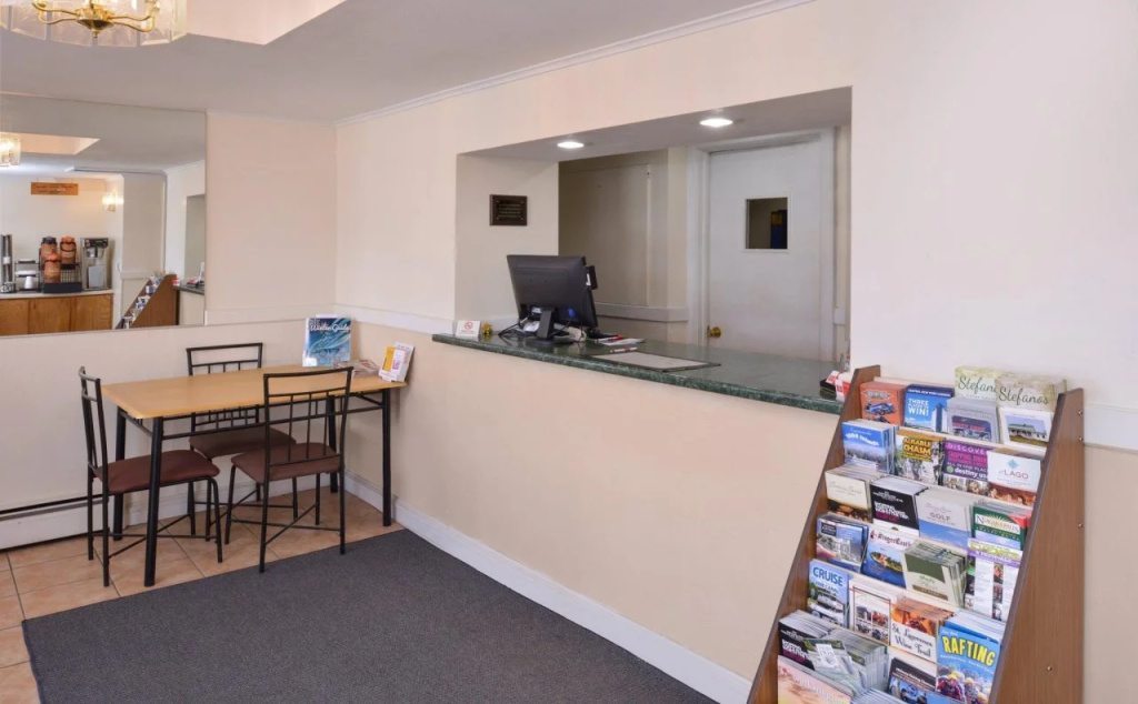 Hotel photo 12