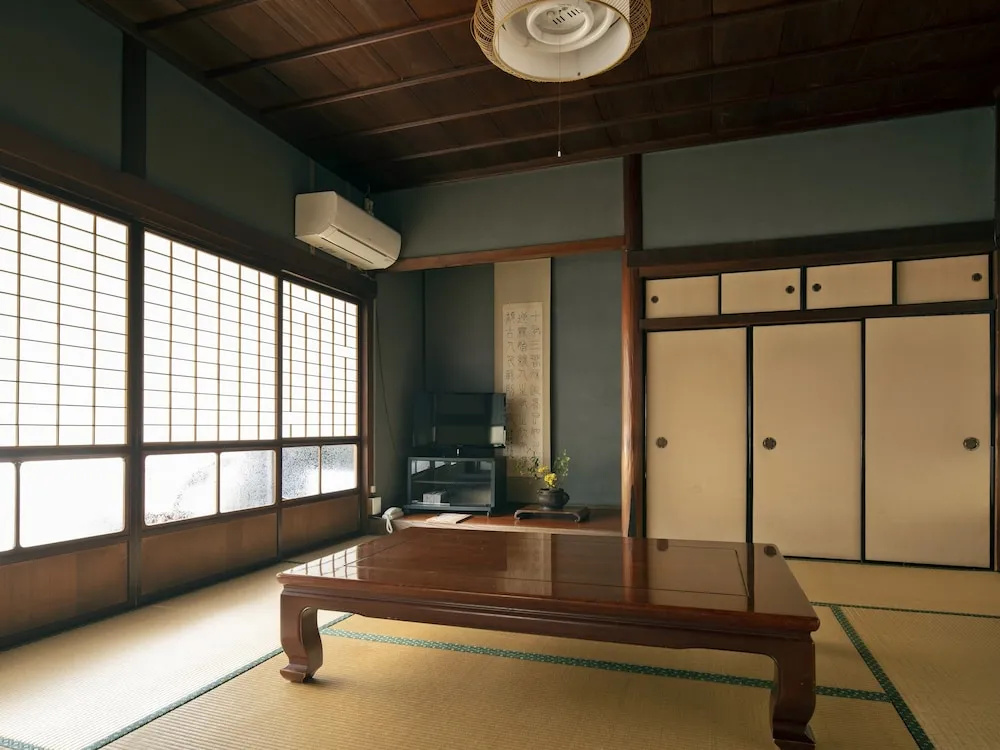 image url