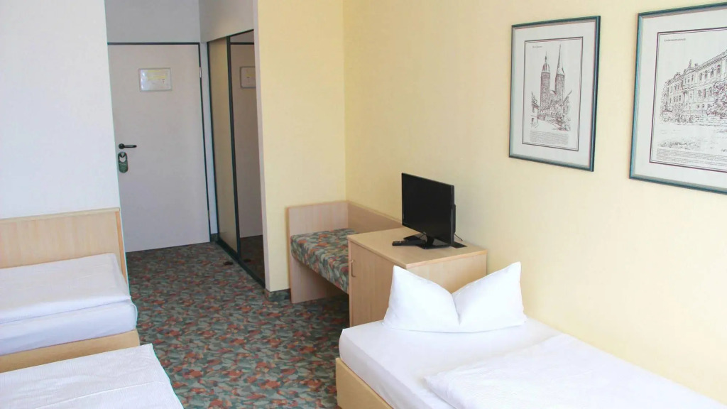 Hotel Astor in Altenburg — фото 4