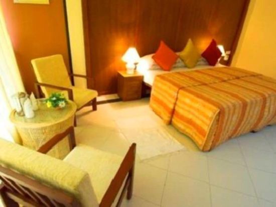 Coral Sands Hotel