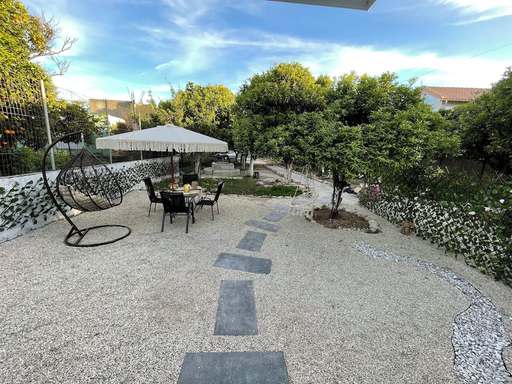 casa bella himara