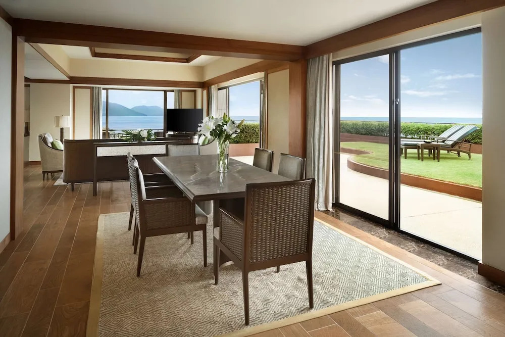 Shangri-La's Rasa Sayang Resort & Spa