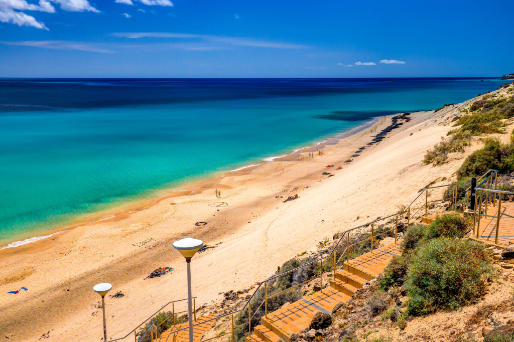 Beach & Waterfront