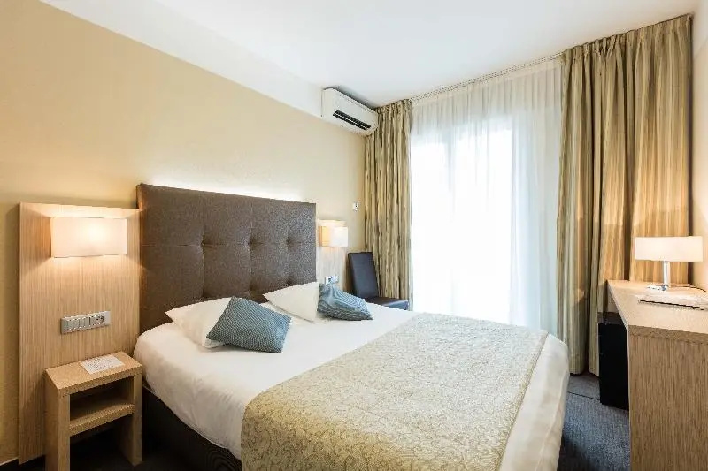 Hotel Rotonde - Chambres