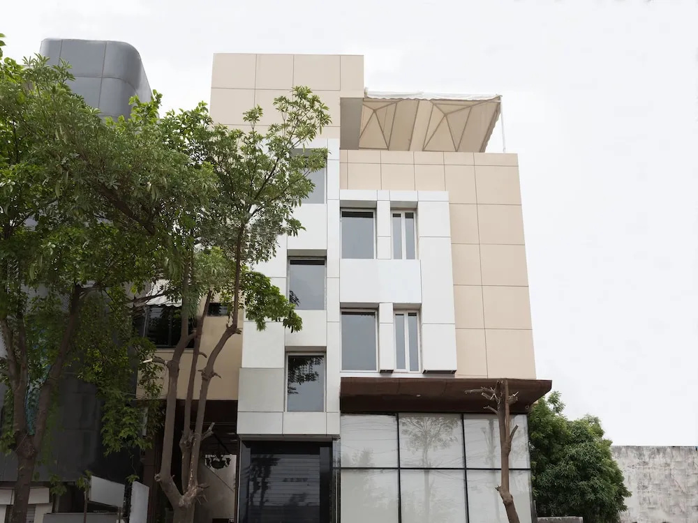OYO 12360 Hotel Eco Stay