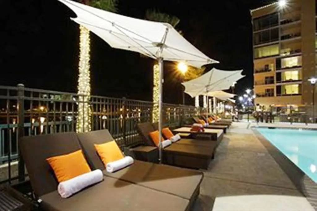 University Plaza Waterfront Hotel - фото 15
