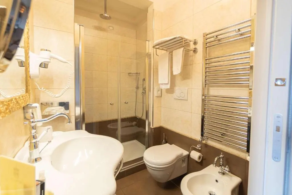 Best Western Plus Hotel Perla Del Porto - Chambres