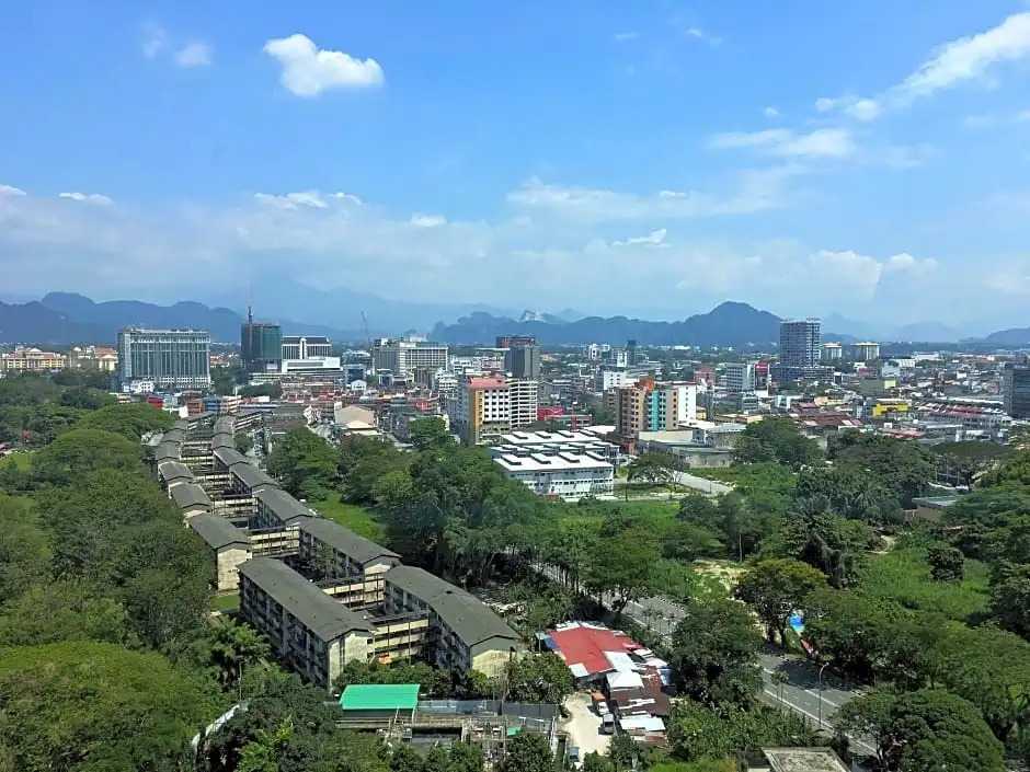 Kinta Riverfront Hotel & Suites