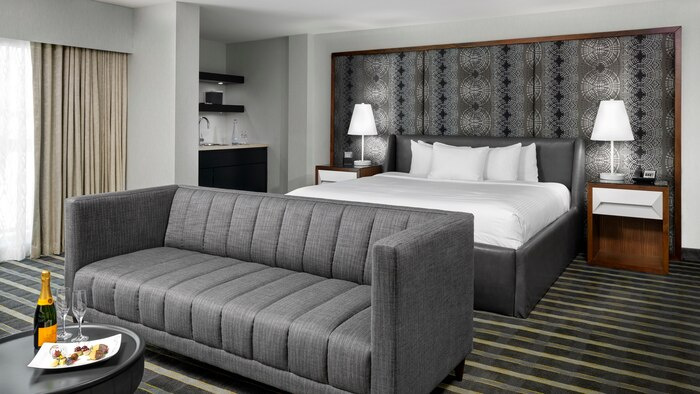 Luxury Suite