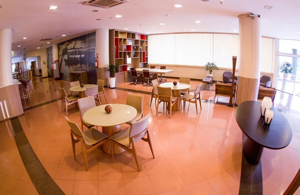 Food & Beverage