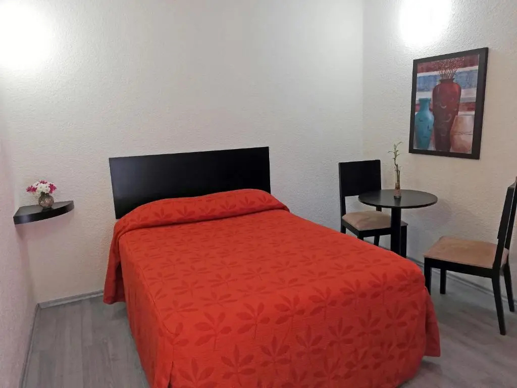 Economy Double room (full double bed)