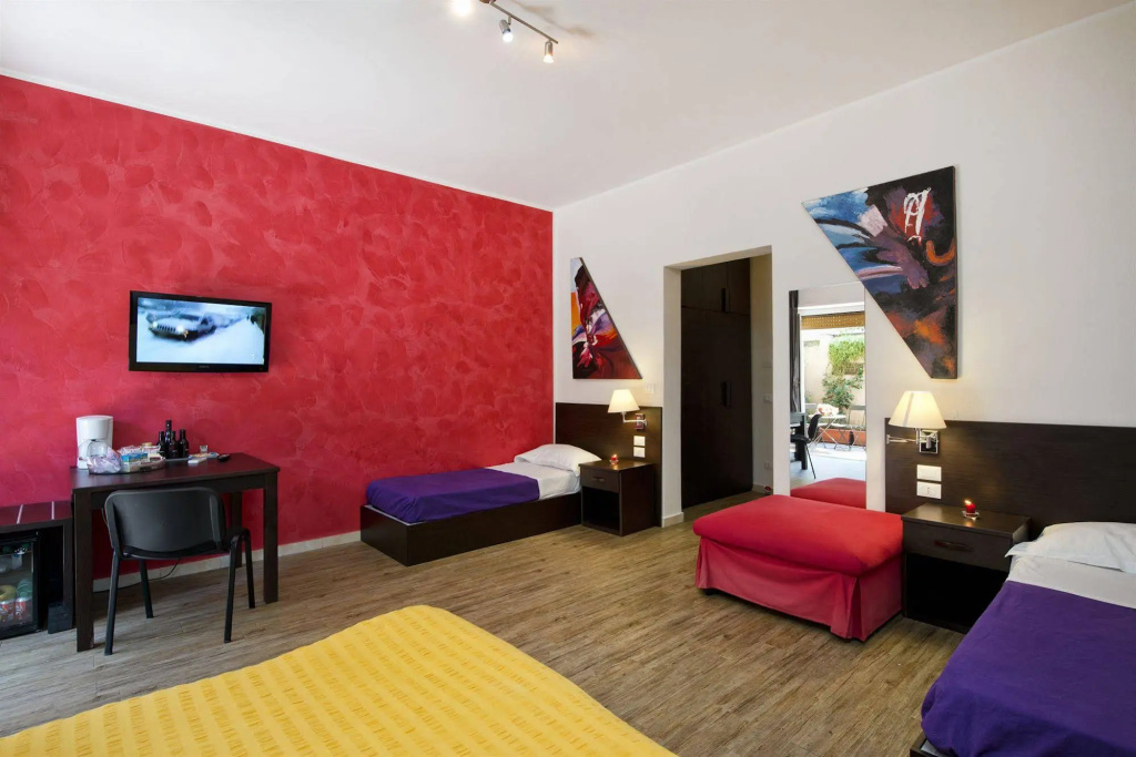 Hotel photo 2