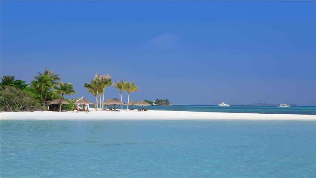 Kuredu Island