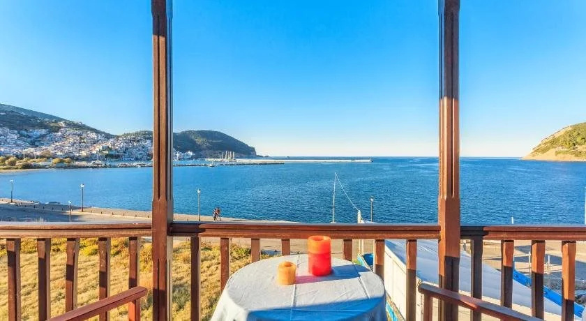 Beach & Waterfront