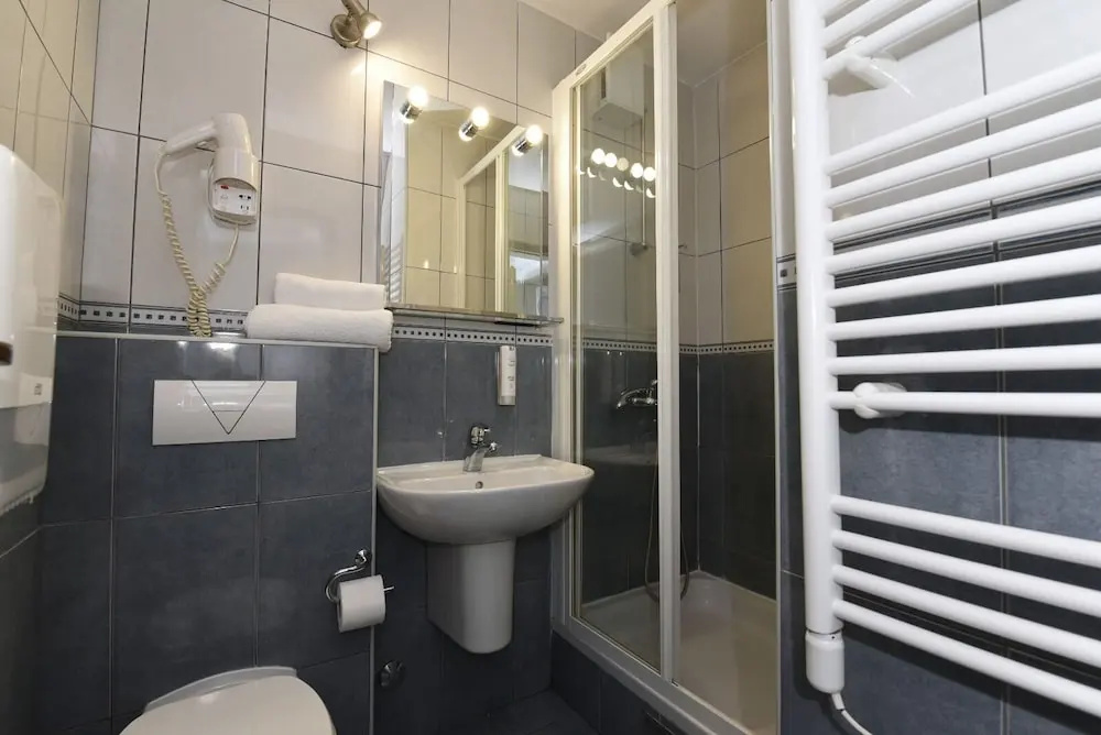 Hotel photo 8