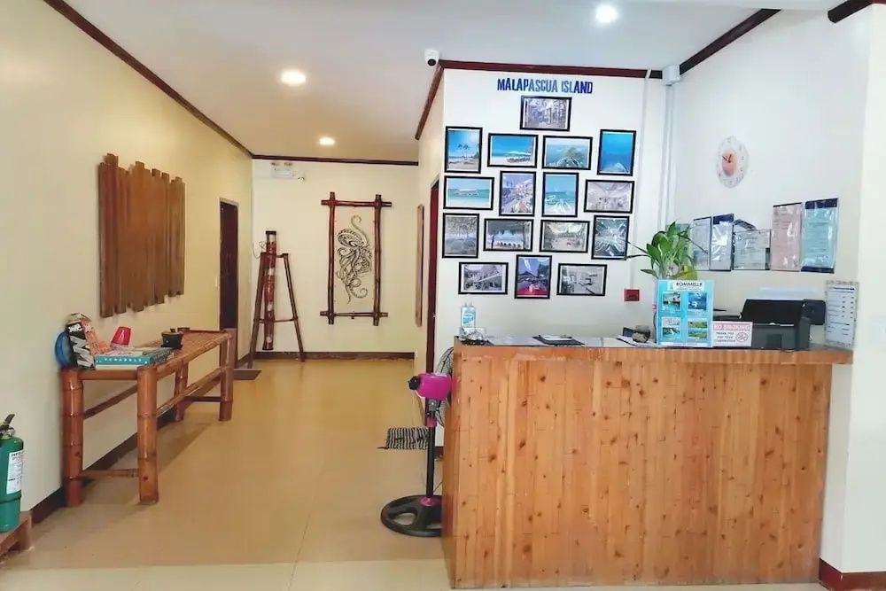 Avila's Hostel Moalboal near Beach