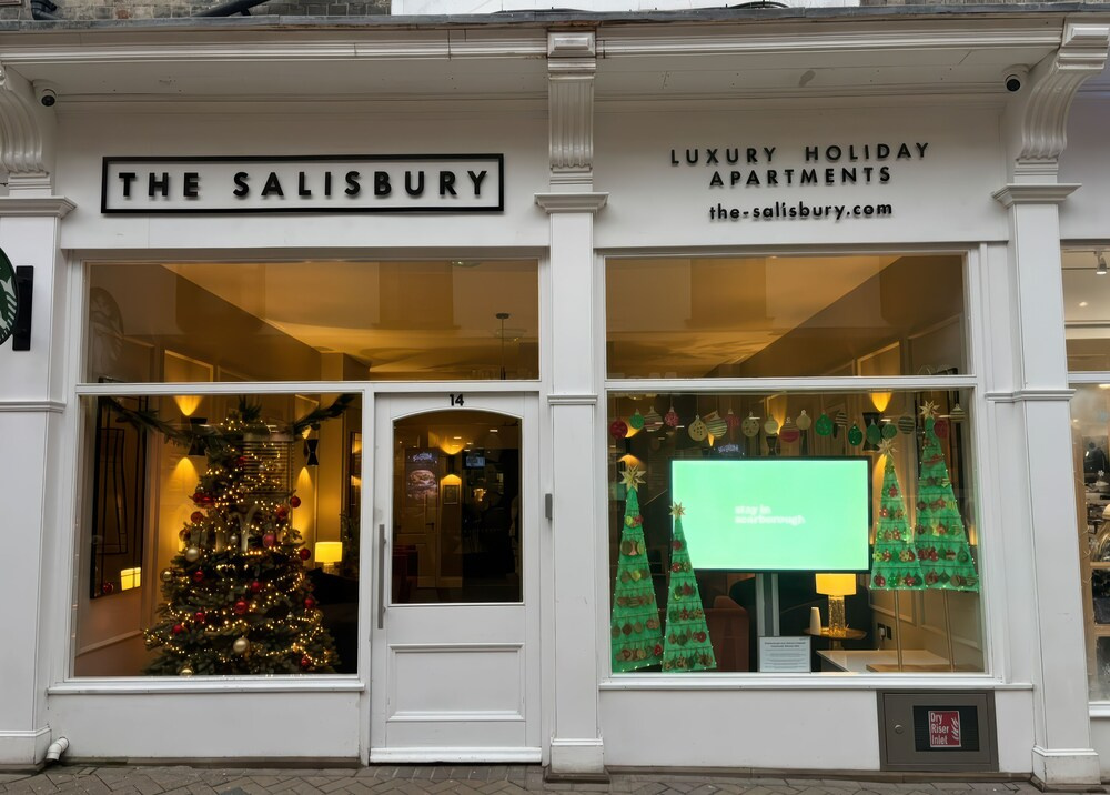 The Salisbury Apartment 301