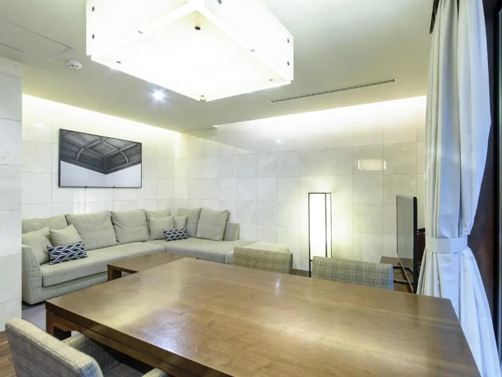 Luxury Double Suite (twin beds)
